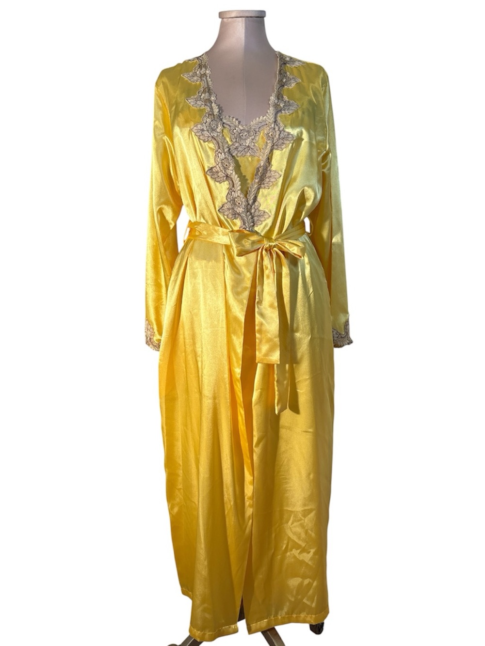 Susan Lucci Long Wrap Robe & Nightgown Set Size S Lemon & Lace